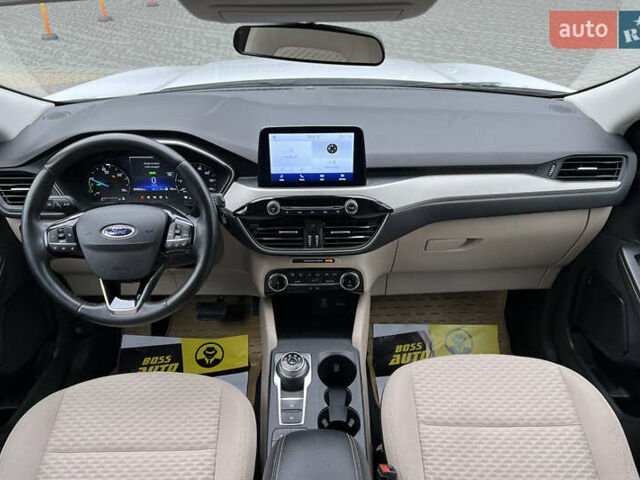 Білий Форд Ескейп, об'ємом двигуна 2.49 л та пробігом 88 тис. км за 24300 $, фото 9 на Automoto.ua