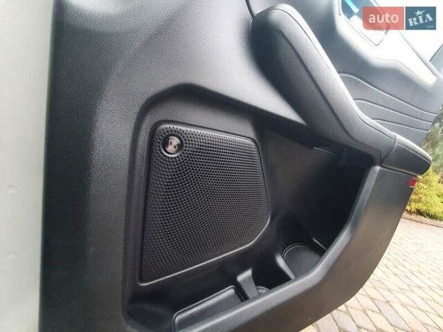 Белый Форд Эскейп, объемом двигателя 2.5 л и пробегом 15 тыс. км за 24500 $, фото 24 на Automoto.ua