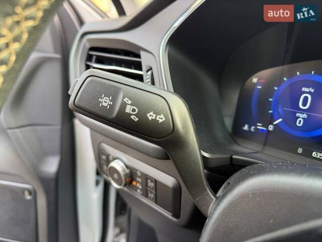 Білий Форд Ескейп, об'ємом двигуна 2.49 л та пробігом 63 тис. км за 30990 $, фото 19 на Automoto.ua