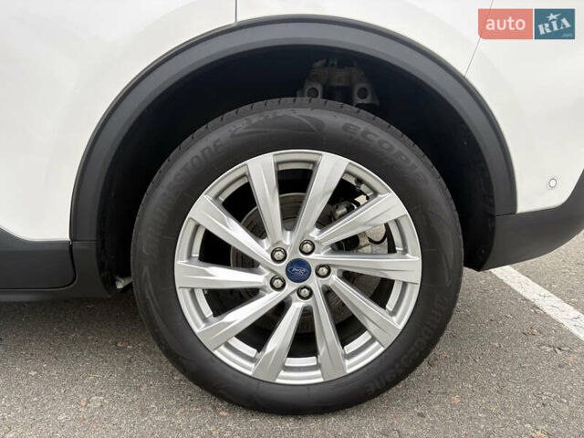 Белый Форд Эскейп, объемом двигателя 2.49 л и пробегом 62 тыс. км за 30000 $, фото 28 на Automoto.ua