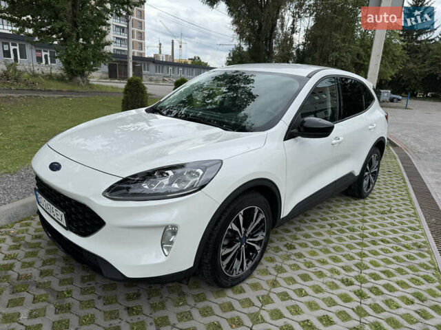 Білий Форд Ескейп, об'ємом двигуна 2.5 л та пробігом 62 тис. км за 18300 $, фото 1 на Automoto.ua