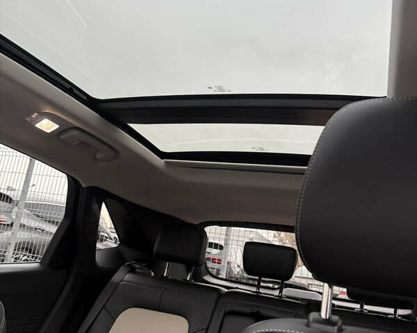 Белый Форд Эскейп, объемом двигателя 2.49 л и пробегом 62 тыс. км за 30000 $, фото 14 на Automoto.ua