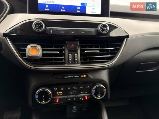 Форд Эскейп 2022 в Умани на Automoto.ua Белый Форд Эскейп, объемом двигателя 2 л и пробегом 100 тыс. км за 18000 $, фото 10 на Automoto.ua