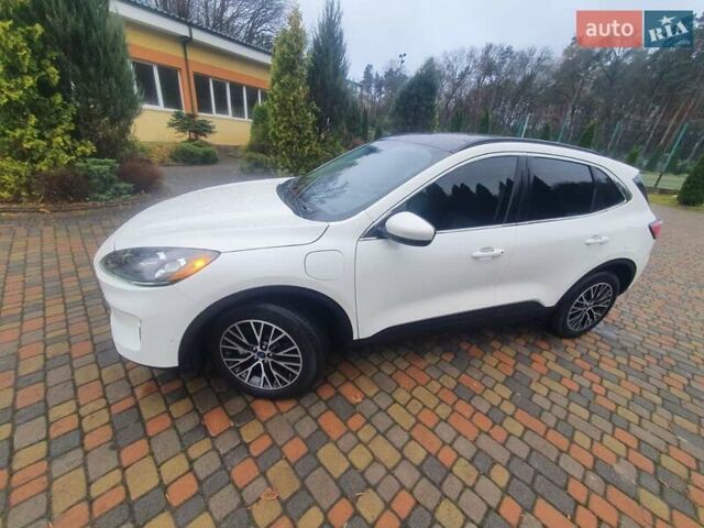 Белый Форд Эскейп, объемом двигателя 2.5 л и пробегом 15 тыс. км за 24500 $, фото 6 на Automoto.ua