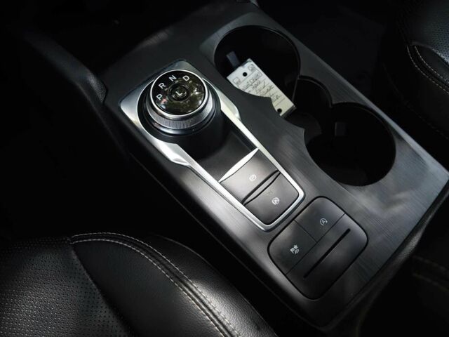 Білий Форд Ескейп, об'ємом двигуна 1.5 л та пробігом 17 тис. км за 4900 $, фото 9 на Automoto.ua