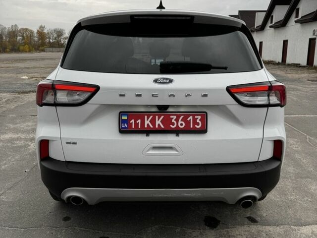 Белый Форд Эскейп, объемом двигателя 1.5 л и пробегом 152 тыс. км за 15800 $, фото 5 на Automoto.ua