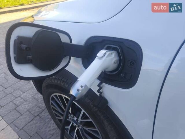 Белый Форд Эскейп, объемом двигателя 2.5 л и пробегом 166 тыс. км за 23900 $, фото 30 на Automoto.ua