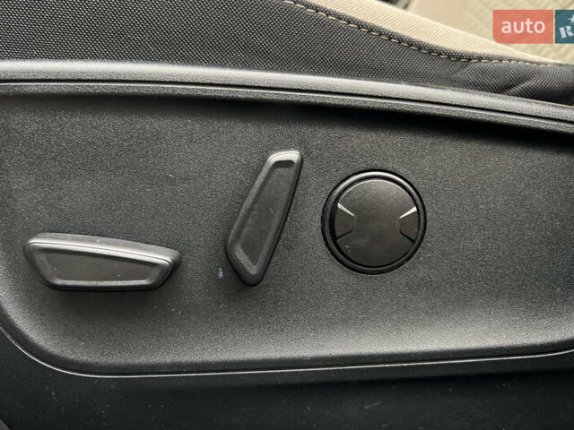 Білий Форд Ескейп, об'ємом двигуна 2.49 л та пробігом 88 тис. км за 24300 $, фото 15 на Automoto.ua