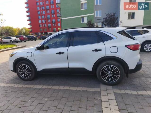 Белый Форд Эскейп, объемом двигателя 2.5 л и пробегом 166 тыс. км за 23900 $, фото 9 на Automoto.ua