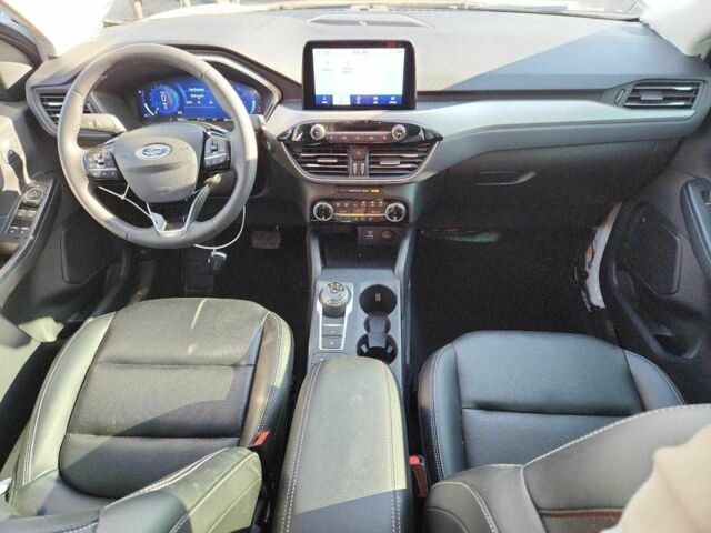 Белый Форд Эскейп, объемом двигателя 1.5 л и пробегом 5 тыс. км за 4500 $, фото 7 на Automoto.ua