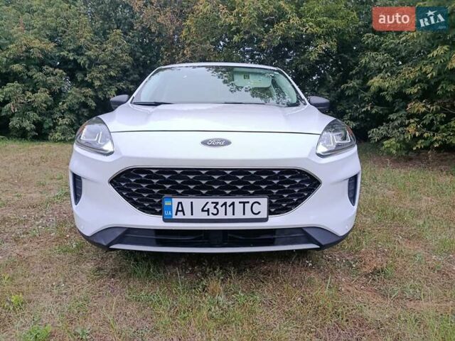 Білий Форд Ескейп, об'ємом двигуна 2.49 л та пробігом 35 тис. км за 21800 $, фото 11 на Automoto.ua