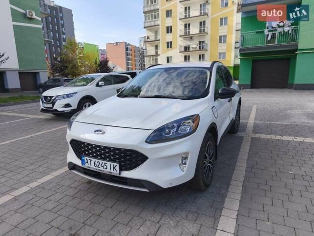 Белый Форд Эскейп, объемом двигателя 2.5 л и пробегом 166 тыс. км за 23900 $, фото 12 на Automoto.ua