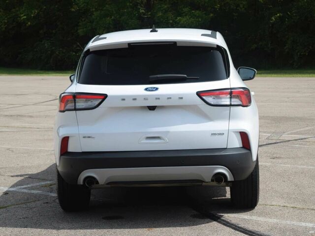 Білий Форд Ескейп, об'ємом двигуна 1.5 л та пробігом 17 тис. км за 4900 $, фото 4 на Automoto.ua