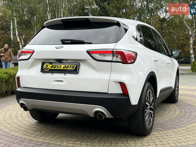 Білий Форд Ескейп, об'ємом двигуна 2.49 л та пробігом 88 тис. км за 24300 $, фото 6 на Automoto.ua