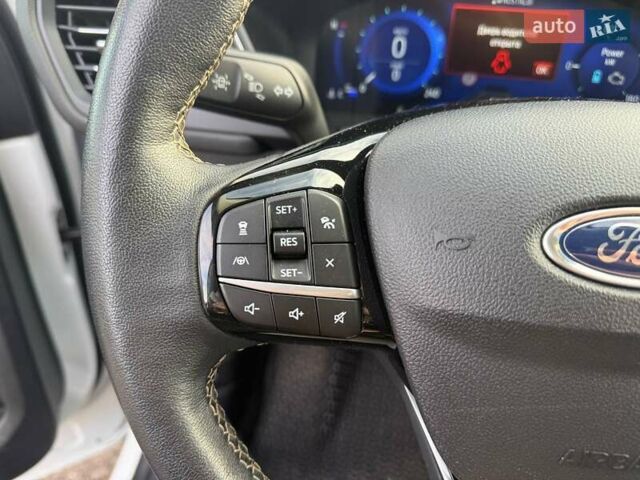 Білий Форд Ескейп, об'ємом двигуна 2.49 л та пробігом 63 тис. км за 30990 $, фото 18 на Automoto.ua