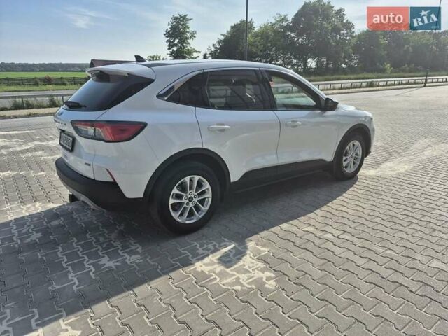 Белый Форд Эскейп, объемом двигателя 2.5 л и пробегом 55 тыс. км за 19800 $, фото 12 на Automoto.ua