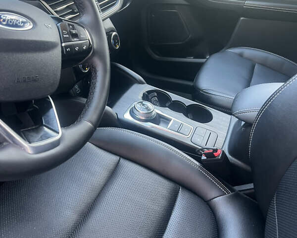 Белый Форд Эскейп, объемом двигателя 2.5 л и пробегом 51 тыс. км за 28500 $, фото 4 на Automoto.ua