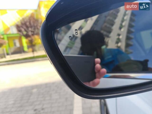 Белый Форд Эскейп, объемом двигателя 2.5 л и пробегом 166 тыс. км за 23900 $, фото 15 на Automoto.ua