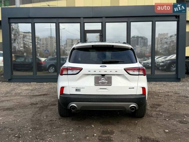 Білий Форд Ескейп, об'ємом двигуна 2.49 л та пробігом 63 тис. км за 30990 $, фото 4 на Automoto.ua
