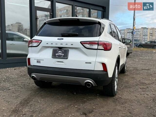 Білий Форд Ескейп, об'ємом двигуна 2.49 л та пробігом 63 тис. км за 30990 $, фото 7 на Automoto.ua