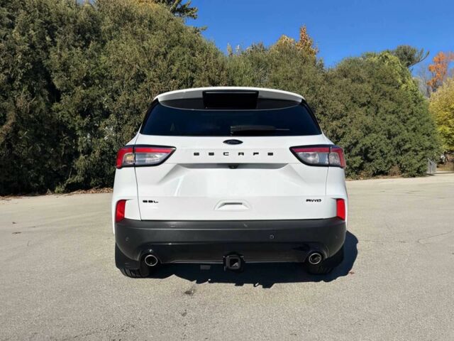 Білий Форд Ескейп, об'ємом двигуна 2 л та пробігом 28 тис. км за 9000 $, фото 5 на Automoto.ua