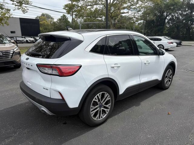 Білий Форд Ескейп, об'ємом двигуна 1.5 л та пробігом 12 тис. км за 13600 $, фото 4 на Automoto.ua