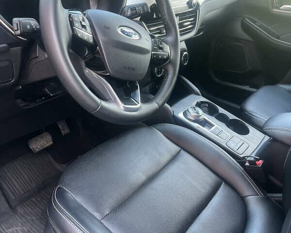 Белый Форд Эскейп, объемом двигателя 2.5 л и пробегом 51 тыс. км за 28500 $, фото 3 на Automoto.ua