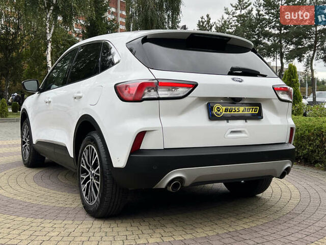 Білий Форд Ескейп, об'ємом двигуна 2.49 л та пробігом 88 тис. км за 24300 $, фото 4 на Automoto.ua