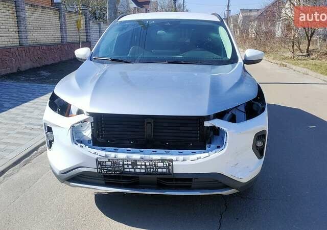 Белый Форд Эскейп, объемом двигателя 0 л и пробегом 6 тыс. км за 28000 $, фото 7 на Automoto.ua
