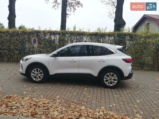 Білий Форд Ескейп, об'ємом двигуна 2.5 л та пробігом 12 тис. км за 26500 $, фото 6 на Automoto.ua