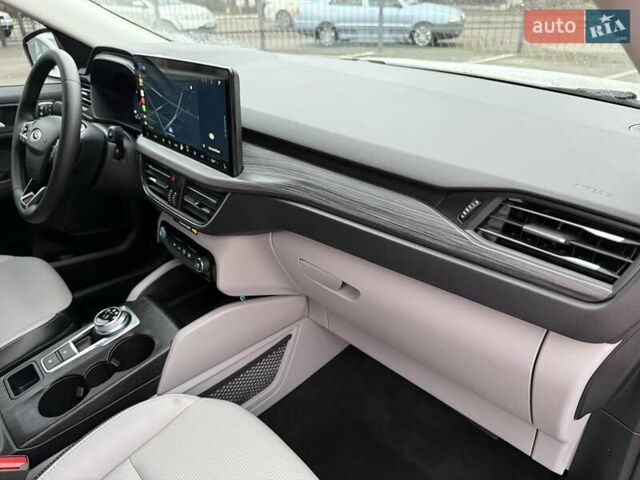 Білий Форд Ескейп, об'ємом двигуна 2.5 л та пробігом 23 тис. км за 27900 $, фото 36 на Automoto.ua