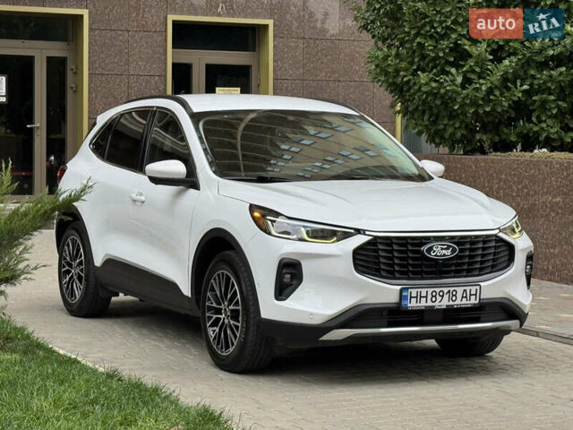 Білий Форд Ескейп, об'ємом двигуна 2.5 л та пробігом 120 тис. км за 26900 $, фото 5 на Automoto.ua