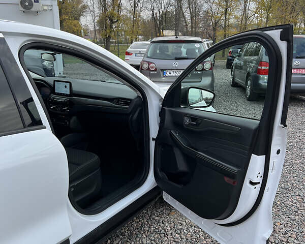 Белый Форд Эскейп, объемом двигателя 1.5 л и пробегом 52 тыс. км за 18900 $, фото 14 на Automoto.ua