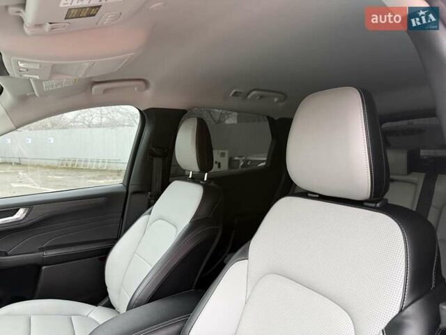 Білий Форд Ескейп, об'ємом двигуна 2.5 л та пробігом 23 тис. км за 27900 $, фото 20 на Automoto.ua