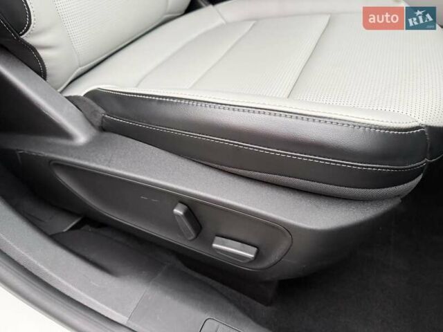 Білий Форд Ескейп, об'ємом двигуна 2.5 л та пробігом 23 тис. км за 27900 $, фото 34 на Automoto.ua