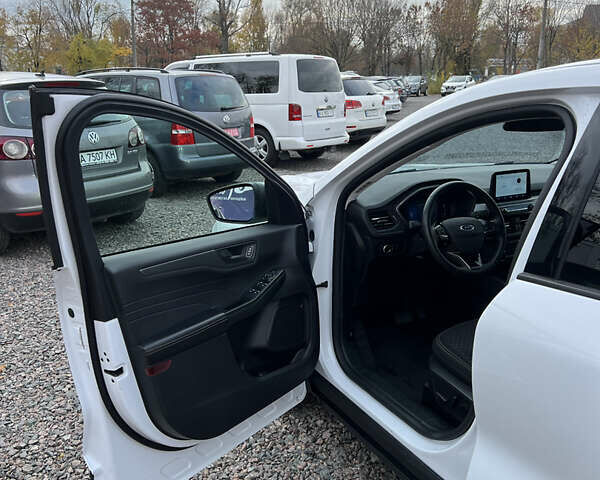 Белый Форд Эскейп, объемом двигателя 1.5 л и пробегом 52 тыс. км за 18900 $, фото 9 на Automoto.ua