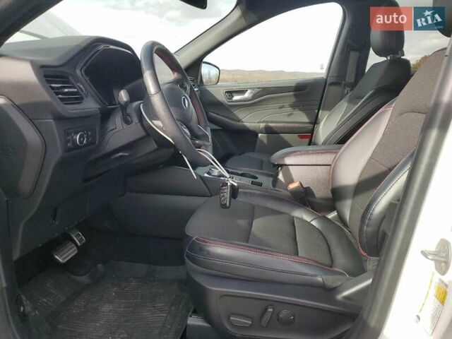 Белый Форд Эскейп, объемом двигателя 2.5 л и пробегом 10 тыс. км за 9300 $, фото 6 на Automoto.ua