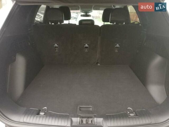 Білий Форд Ескейп, об'ємом двигуна 2.5 л та пробігом 12 тис. км за 26500 $, фото 24 на Automoto.ua