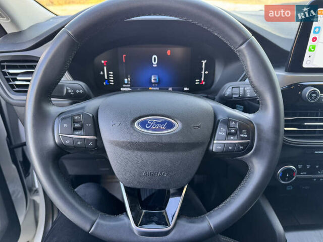 Білий Форд Ескейп, об'ємом двигуна 1.5 л та пробігом 69 тис. км за 20000 $, фото 13 на Automoto.ua