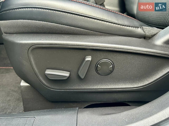 Білий Форд Ескейп, об'ємом двигуна 1.5 л та пробігом 14 тис. км за 19800 $, фото 40 на Automoto.ua