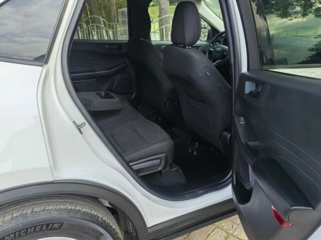 Форд Эскейп 2023 в Киеве на Automoto.ua Белый Форд Эскейп, объемом двигателя 1.5 л и пробегом 54 тыс. км за 14300 $, фото 13 на Automoto.ua