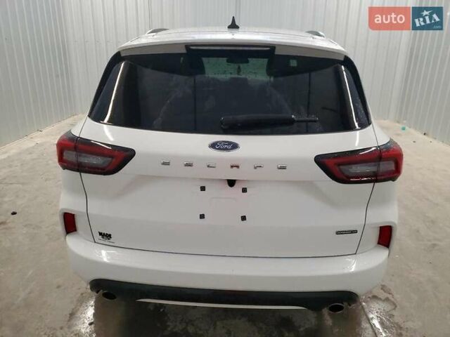 Белый Форд Эскейп, объемом двигателя 2.5 л и пробегом 27 тыс. км за 9300 $, фото 5 на Automoto.ua