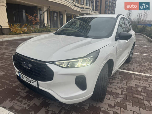 Белый Форд Эскейп, объемом двигателя 1.5 л и пробегом 7 тыс. км за 24000 $, фото 5 на Automoto.ua