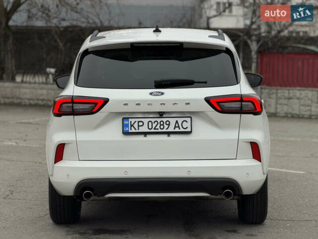 Белый Форд Эскейп, объемом двигателя 1.5 л и пробегом 33 тыс. км за 27000 $, фото 29 на Automoto.ua