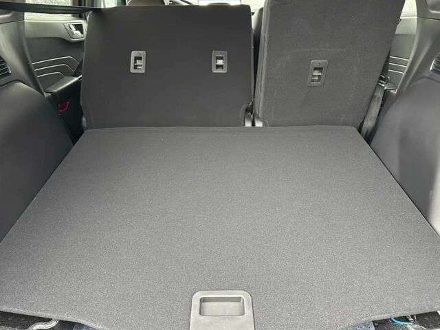 Белый Форд Эскейп, объемом двигателя 2 л и пробегом 14 тыс. км за 6000 $, фото 6 на Automoto.ua