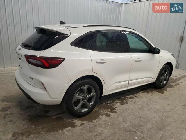 Белый Форд Эскейп, объемом двигателя 2.5 л и пробегом 27 тыс. км за 9300 $, фото 2 на Automoto.ua