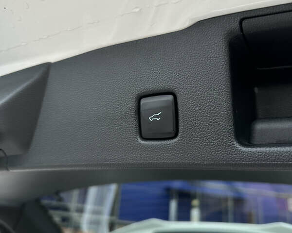 Белый Форд Эскейп, объемом двигателя 1.5 л и пробегом 31 тыс. км за 24500 $, фото 18 на Automoto.ua