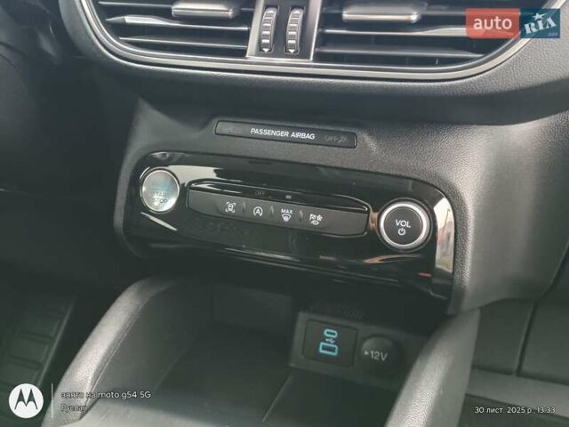 Белый Форд Эскейп, объемом двигателя 1.5 л и пробегом 78 тыс. км за 19300 $, фото 35 на Automoto.ua