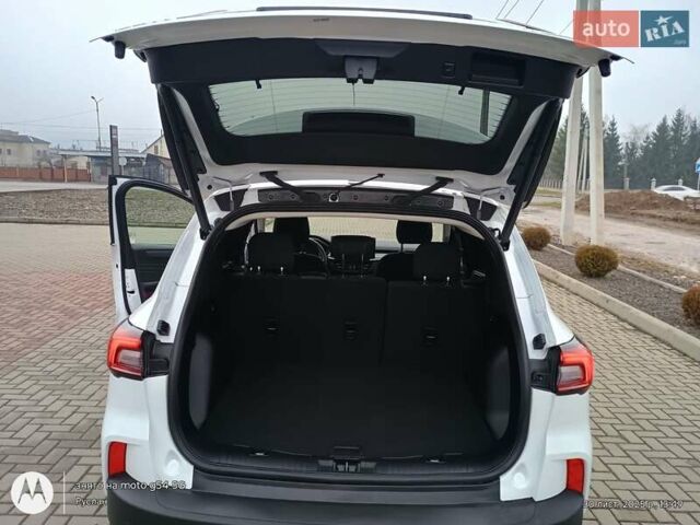 Белый Форд Эскейп, объемом двигателя 1.5 л и пробегом 78 тыс. км за 19300 $, фото 28 на Automoto.ua