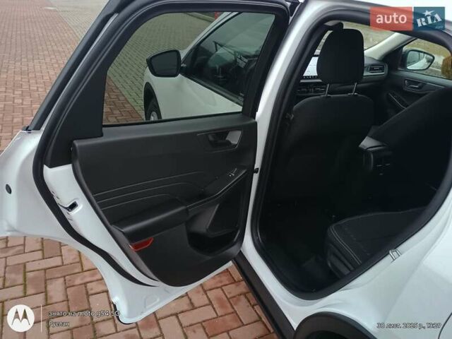 Белый Форд Эскейп, объемом двигателя 1.5 л и пробегом 78 тыс. км за 19300 $, фото 38 на Automoto.ua